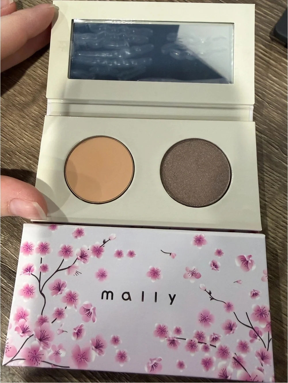 2 x Mally Beauty Frosted Taupe Eyeshadow Palette NEW